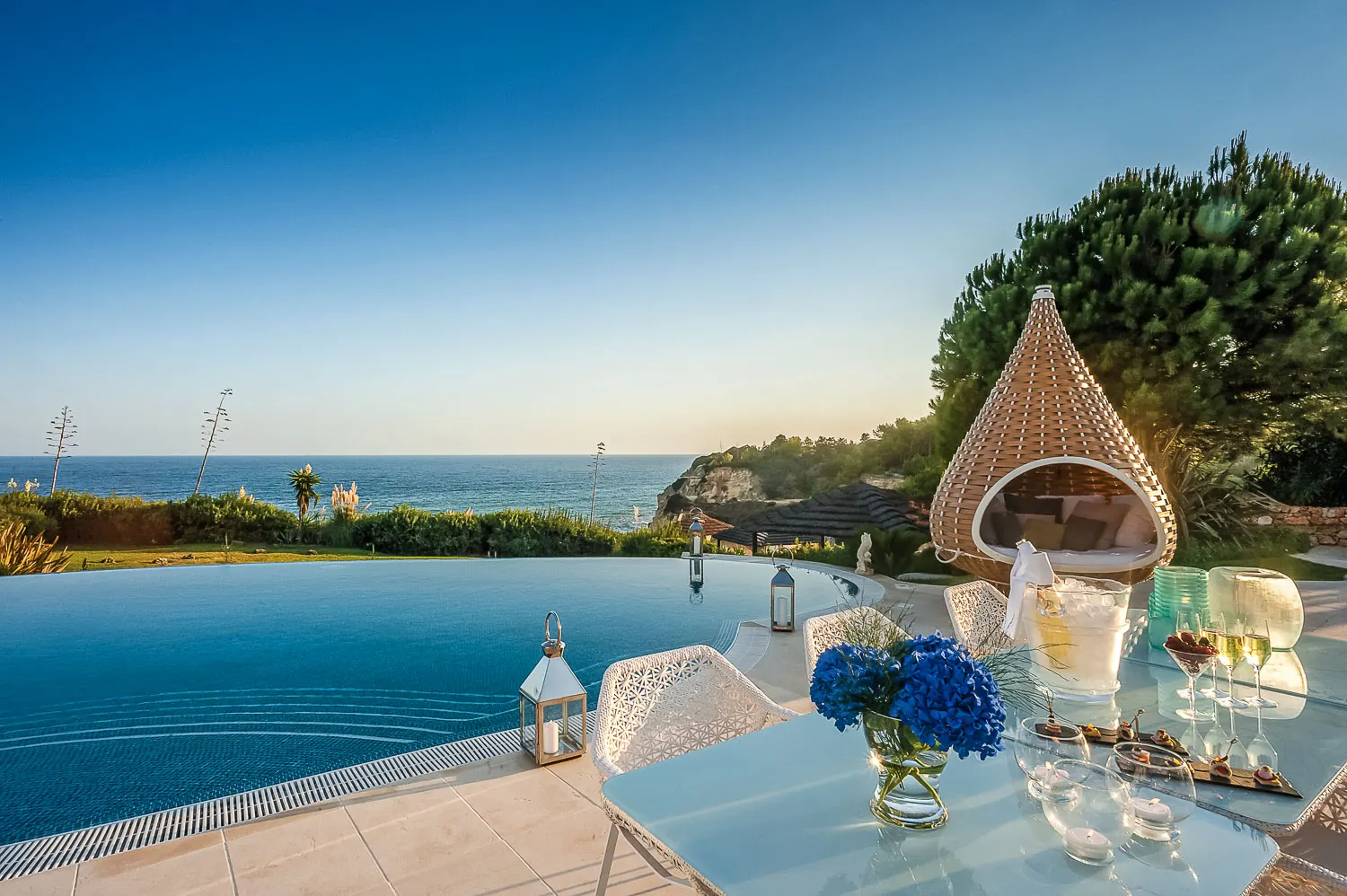 4-Bedroom Villa with Swimming pool, Porches, Faro, photo 27