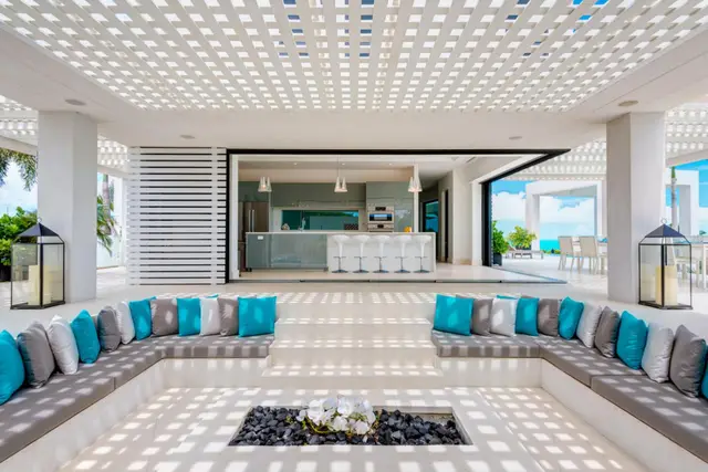 7 nopți la 12-Bedroom Villa Sleeping 24, Providenciales, fotografia 7