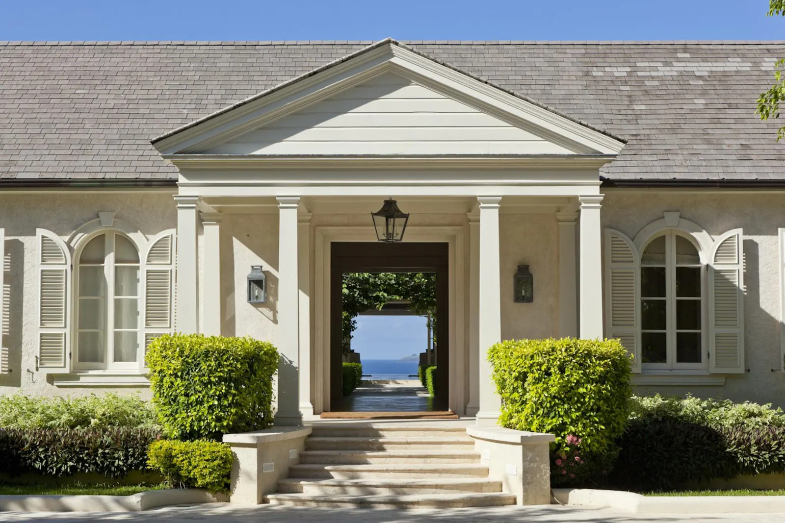 6-Bed Villa with Swimming pool, Dovers, photo 11