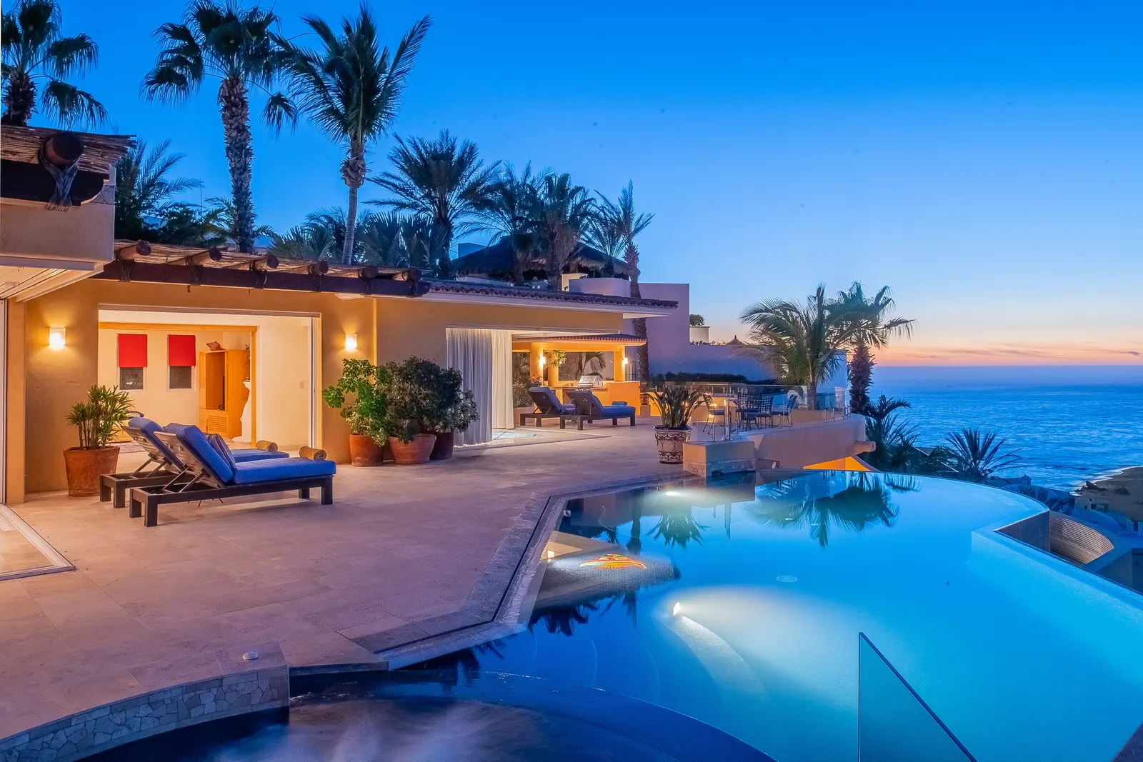 Vilă cu piscină și vedere la mare în Cabo San Lucas, fotografia 12