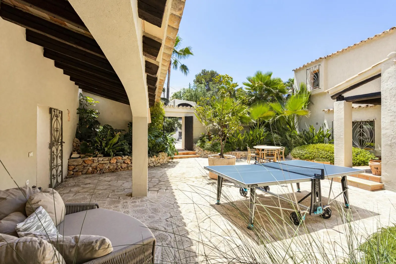 7 nopți la 5-Bedroom Villa with Swimming pool, Sleeps 10, fotografia 10
