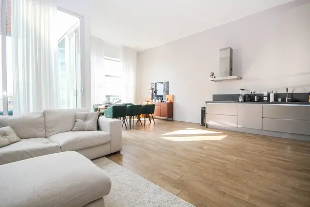 Apartment with Spa and Garden in Rotterdam