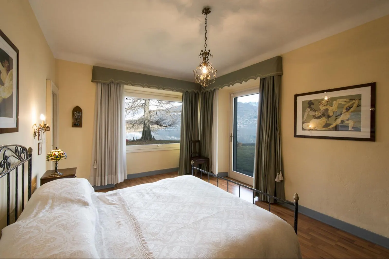 9-Bedroom Villa Sleeping 18, Annone di Brianza, photo 22