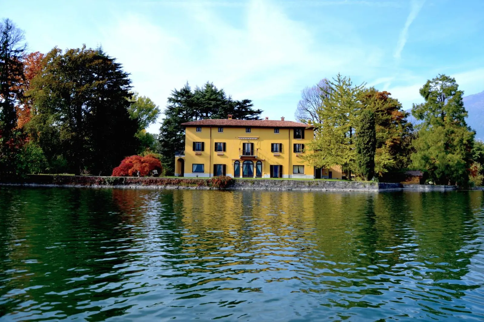 9-Bedroom Villa Sleeping 18, Annone di Brianza, photo 2