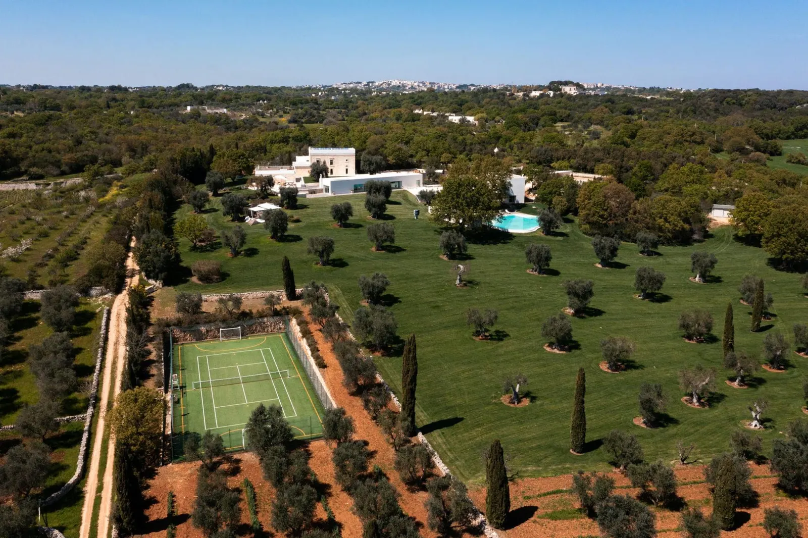 Vilă cu 9 dormitoare în Ostuni, fotografia 36