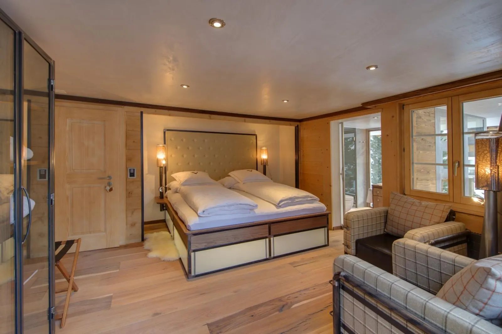 Chalet cu jacuzzi și vedere la munte în Zermatt, fotografia 11