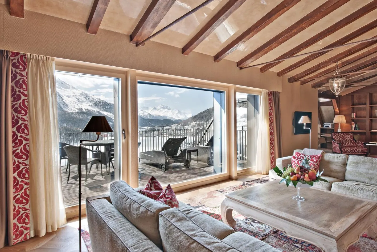 Apartament cu 3 dormitoare în Sankt Moritz, fotografia 5
