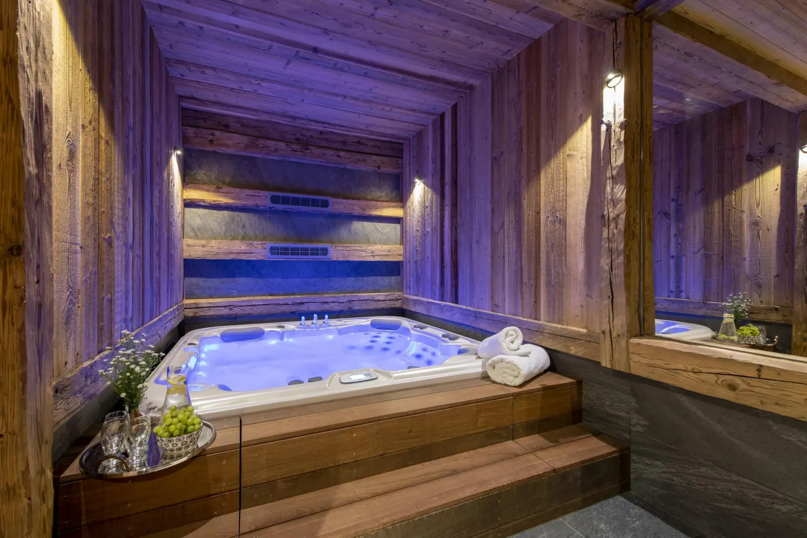 Chalet cu 4 dormitoare și jacuzzi, Val-d'Isère, fotografia 12