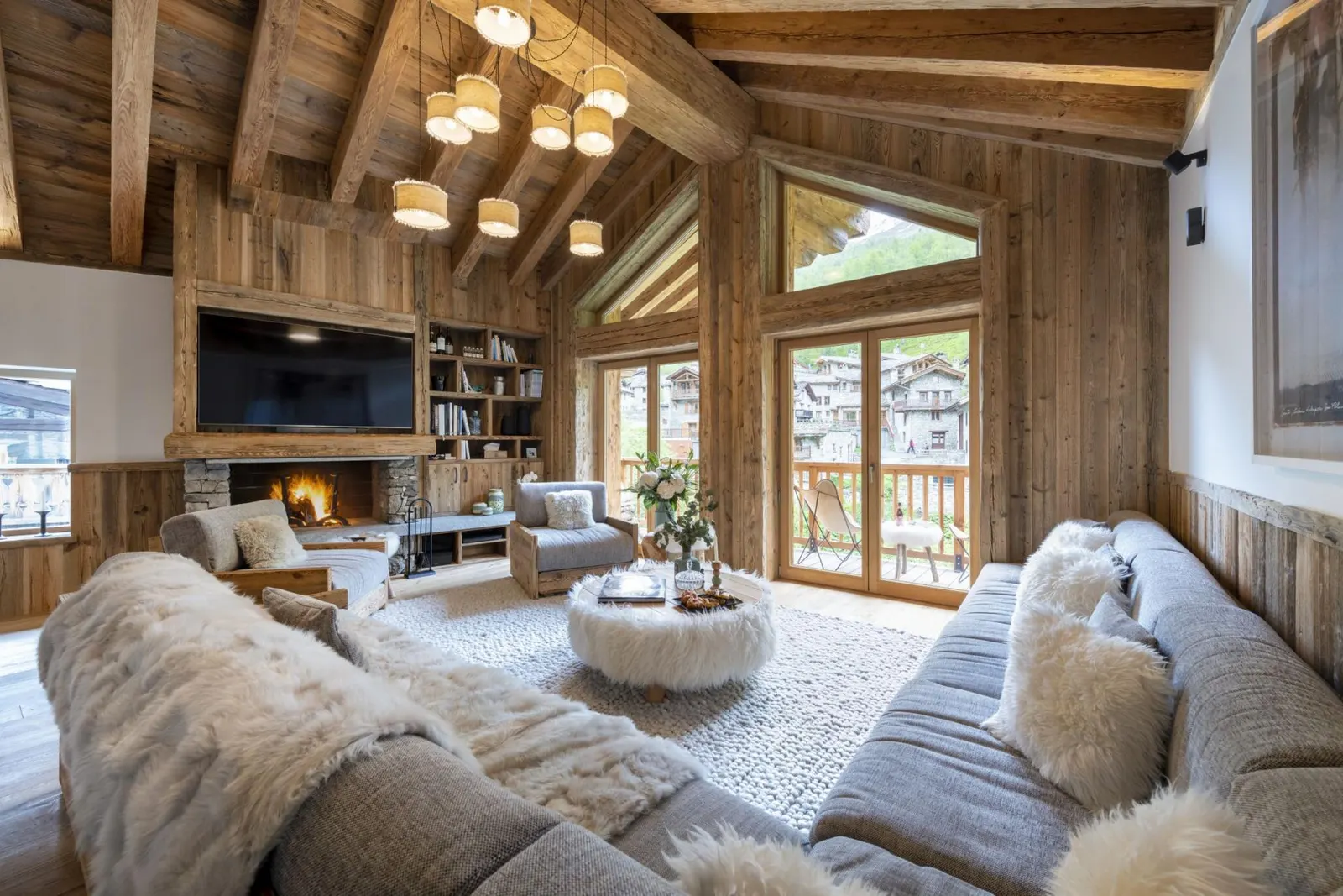 Chalet cu 4 dormitoare și jacuzzi, Val-d'Isère, fotografia 4
