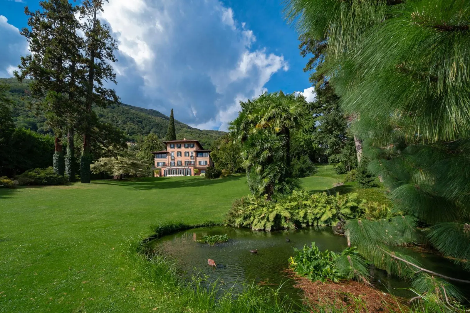 7 nopți la 10-Bedroom Villa Sleeping 20, San Siro, fotografia 5