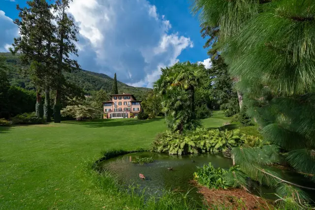 7 nopți la 10-Bedroom Villa Sleeping 20, San Siro, fotografia 5