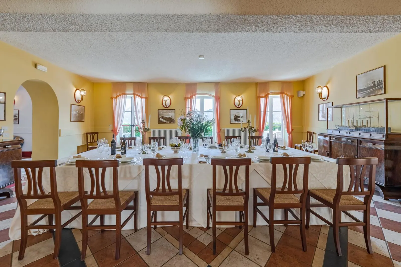 7 nopți la Villa for 14 Guests in Pianello del Lario, fotografia 8