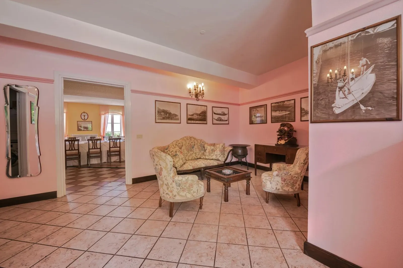 7 nopți la Villa for 14 Guests in Pianello del Lario, fotografia 12