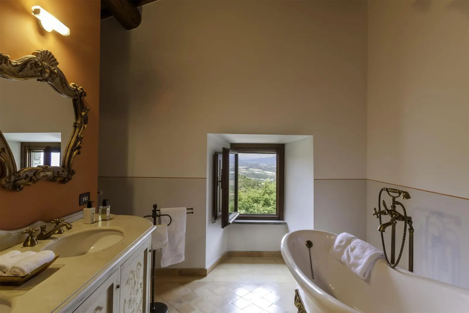 Vilă cu 8 dormitoare și piscină încălzită, Allerona Scalo, Umbria, fotografia 29