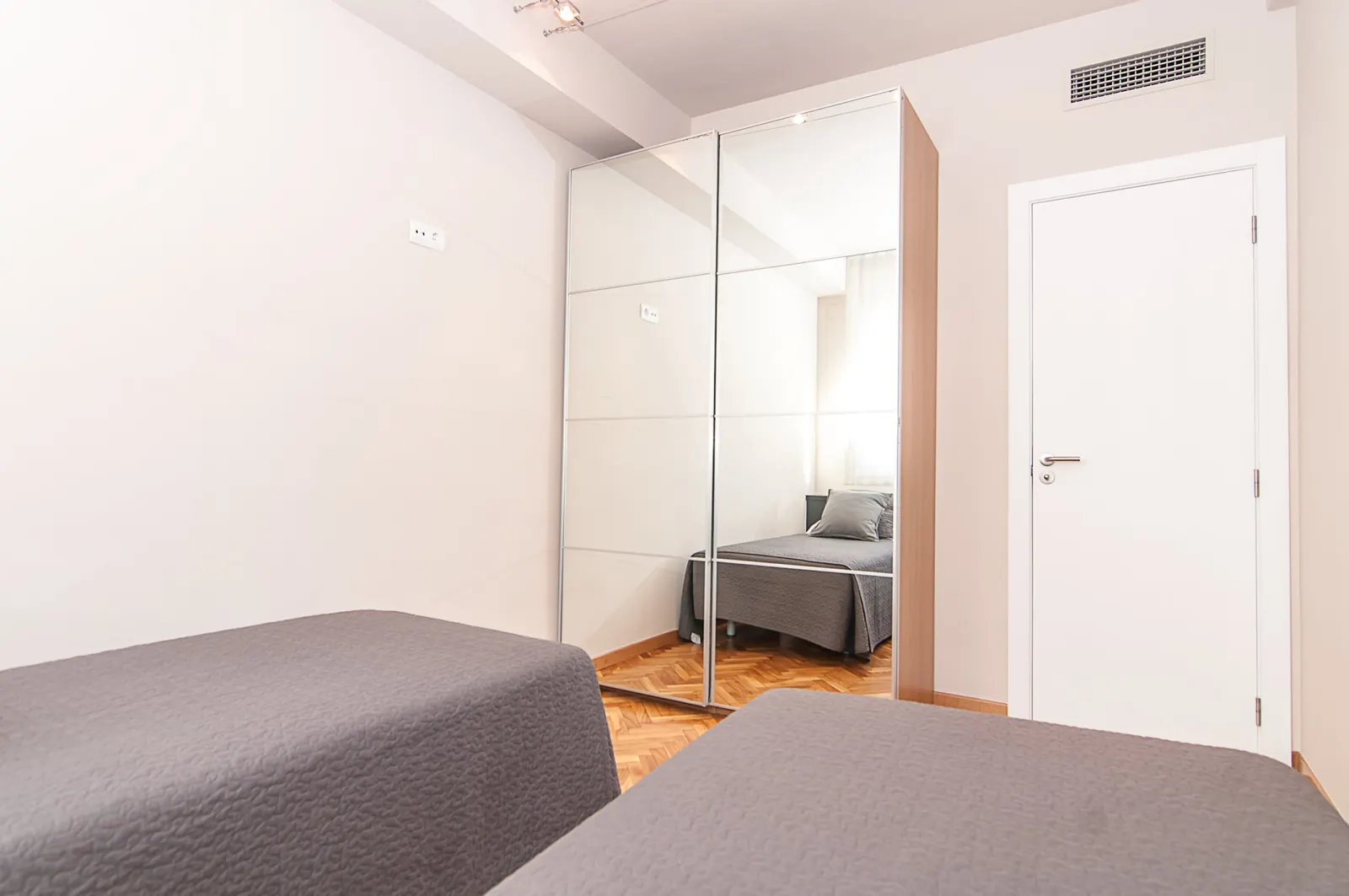 Apartment with Spa and Air conditioning in Barcelona, photo 11