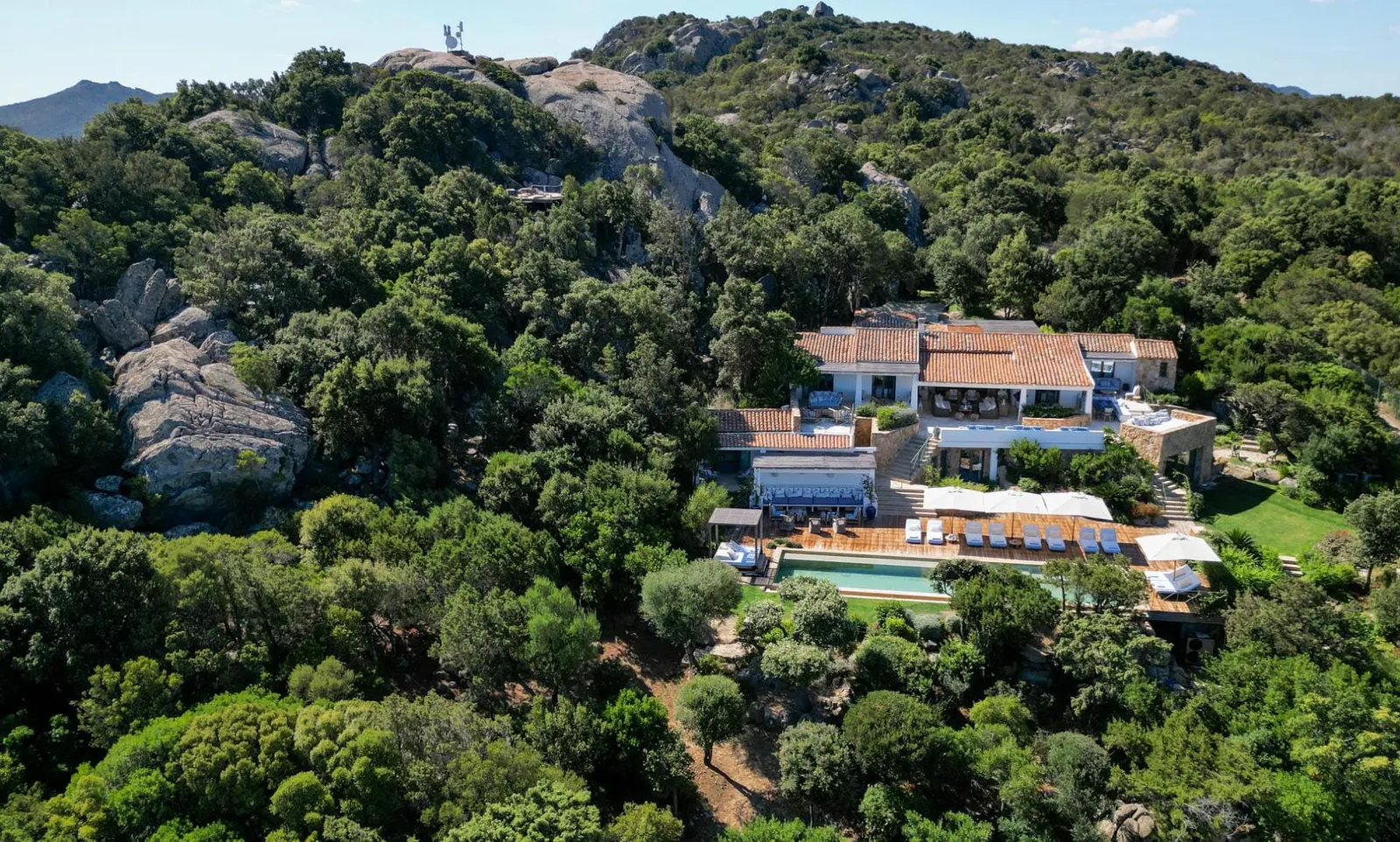 7 nopți la 7-Bedroom Villa in Olbia, fotografia 5