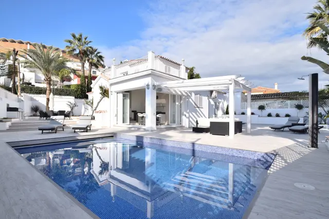 Vilă cu 4 dormitoare pentru 10 persoane, Marbella