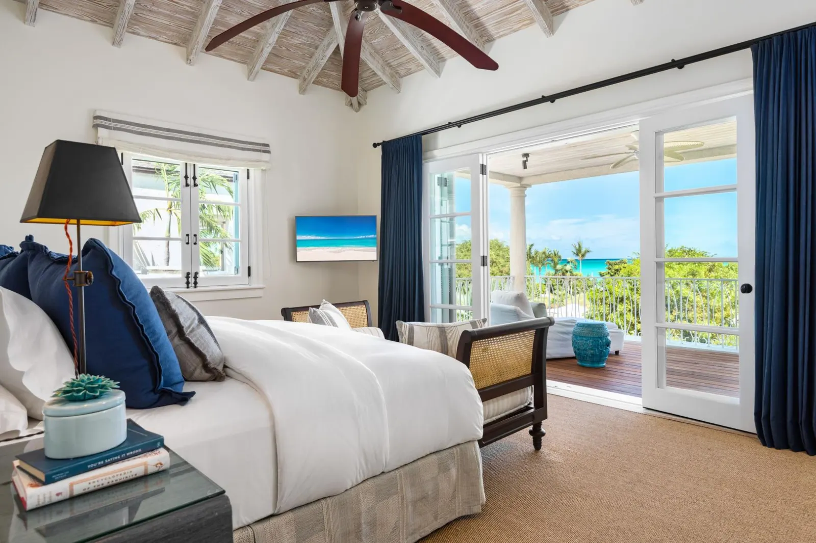 Vilă cu 11 dormitoare pentru 22 de persoane, Providenciales, fotografia 17