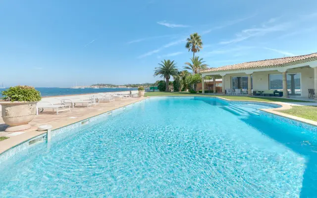 Vilă cu 7 dormitoare pentru 14 persoane, Saint-Tropez