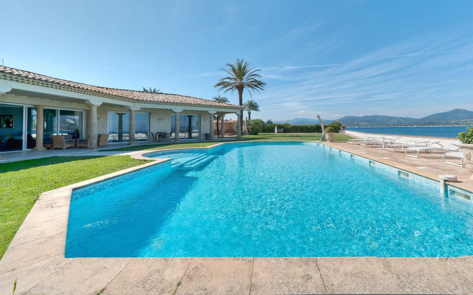 Vilă cu 7 dormitoare pentru 14 persoane, Saint-Tropez, fotografia 18