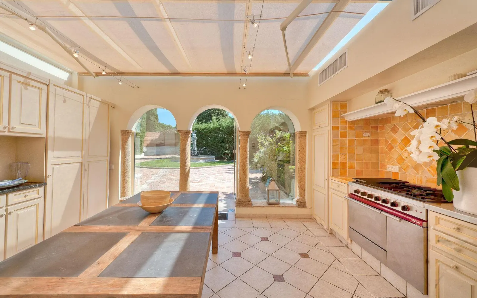 Vilă cu 7 dormitoare pentru 14 persoane, Saint-Tropez, fotografia 11