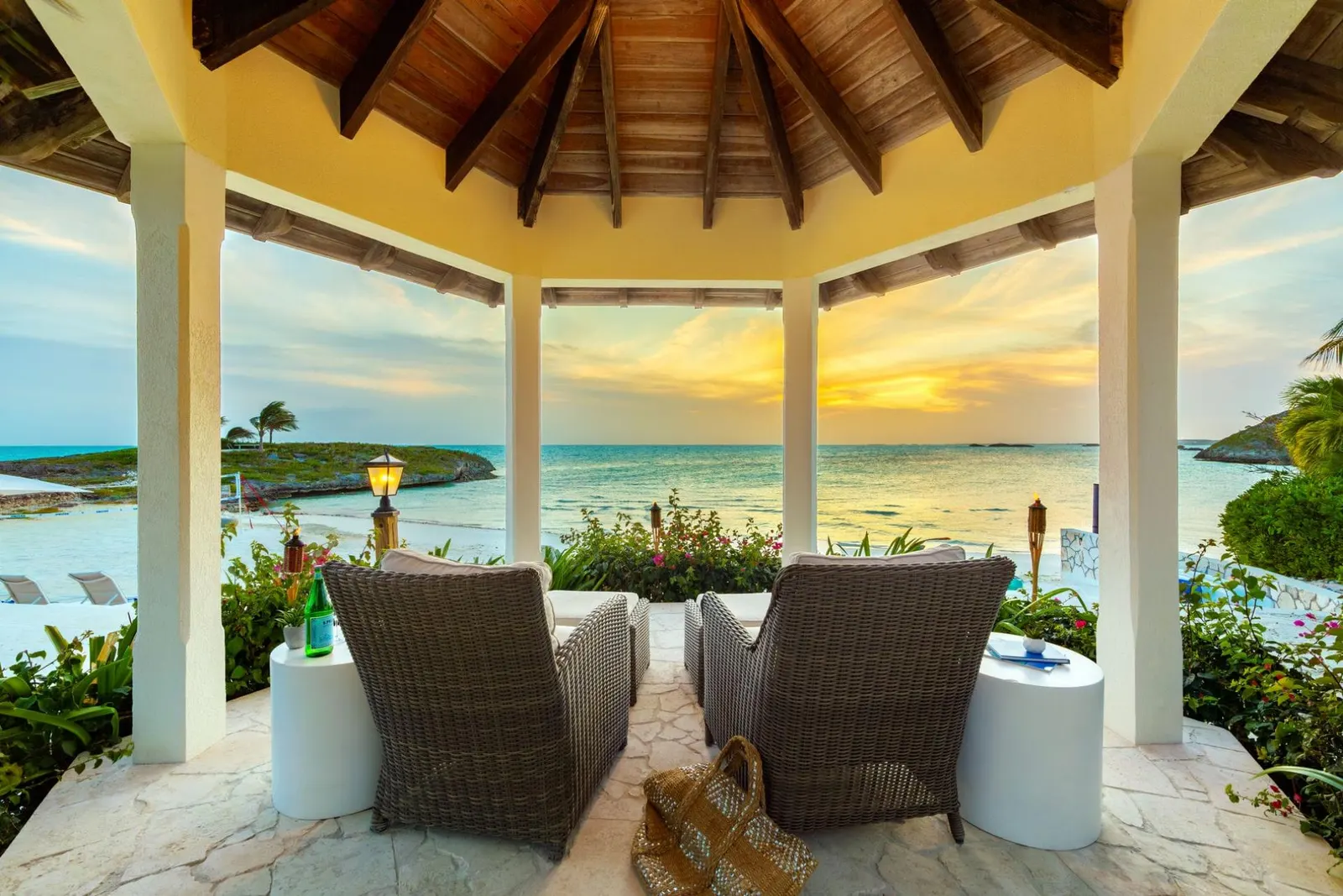 Proprietate cu 17 dormitoare și piscină încălzită, Providenciales, Caraibe, fotografia 7