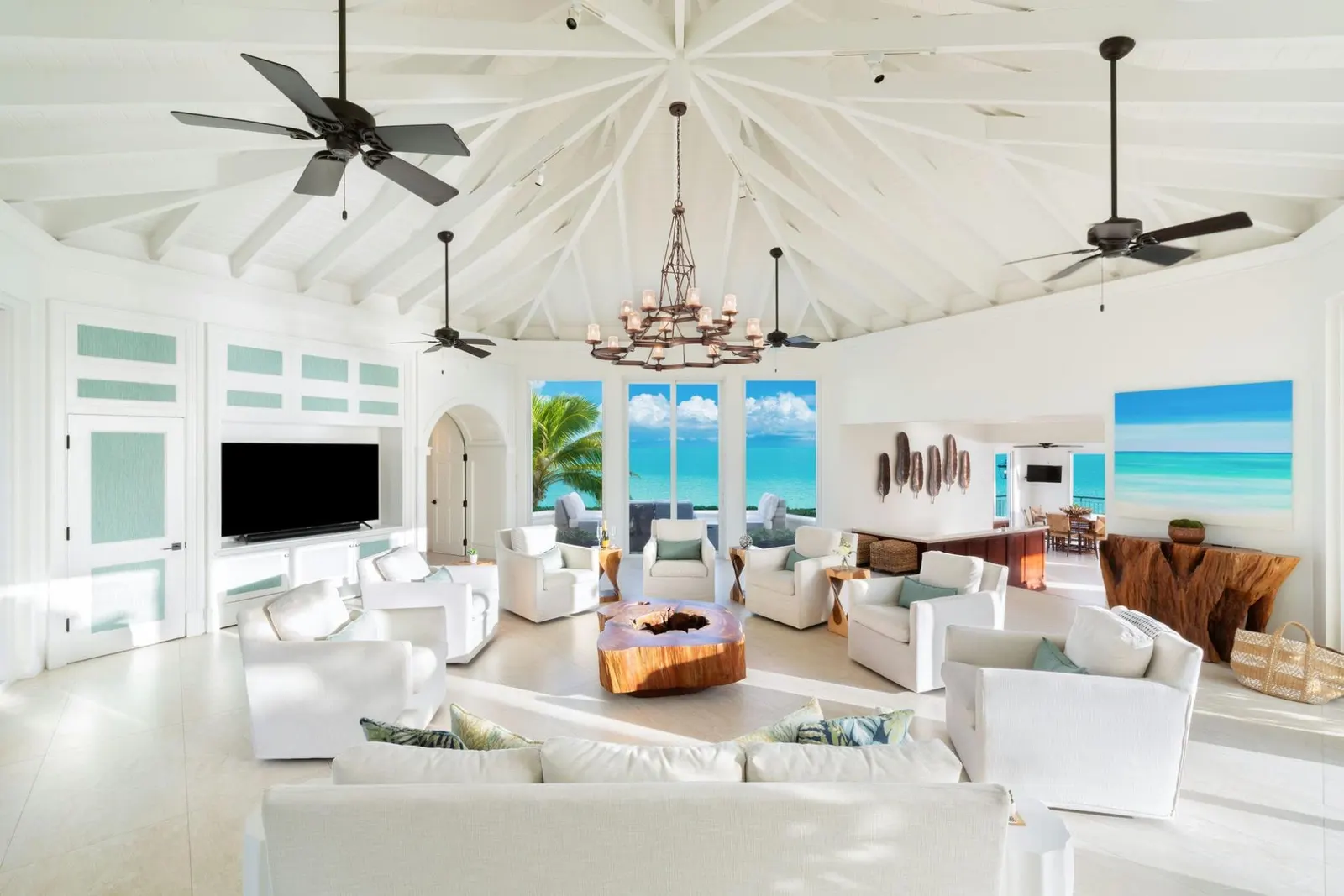 Proprietate cu 17 dormitoare și piscină încălzită, Providenciales, Caraibe, fotografia 16