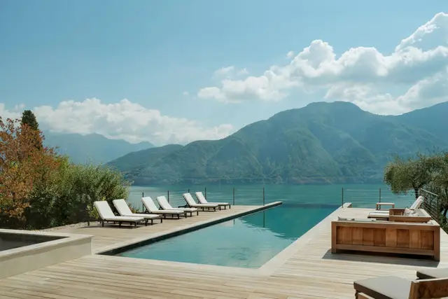 Vilă cu piscină și vedere la mare în Tremezzina