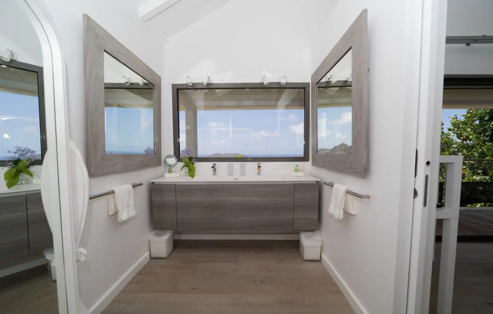 7 nopți la 4-Bedroom Villa with Sea view, Gustavia, Saint Barthélemy, fotografia 6