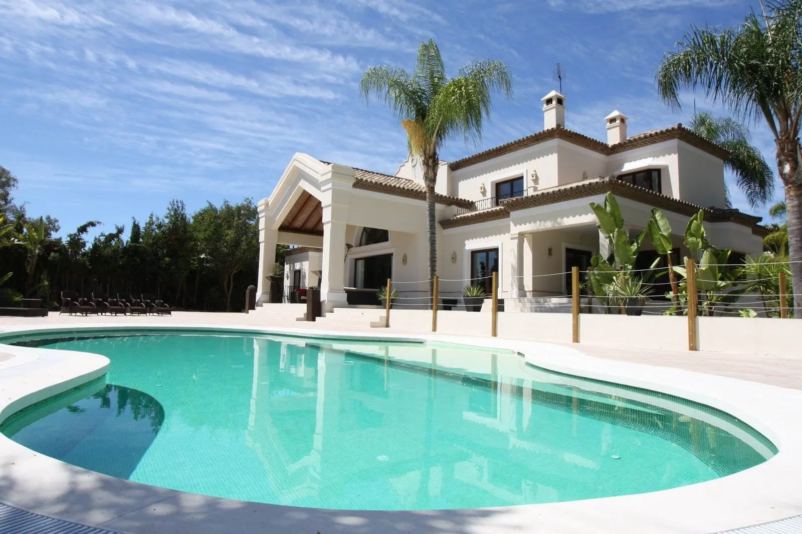 Vilă cu 6 dormitoare și piscină încălzită, Marbella, fotografia 2