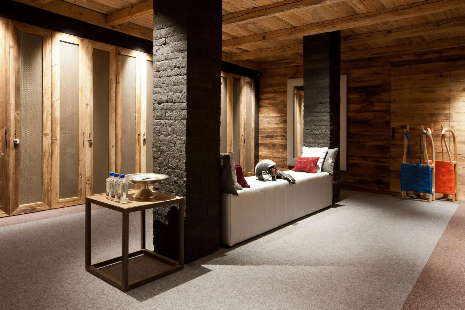 Chalet cu 10 dormitoare și piscină interioară, Zug, fotografia 33