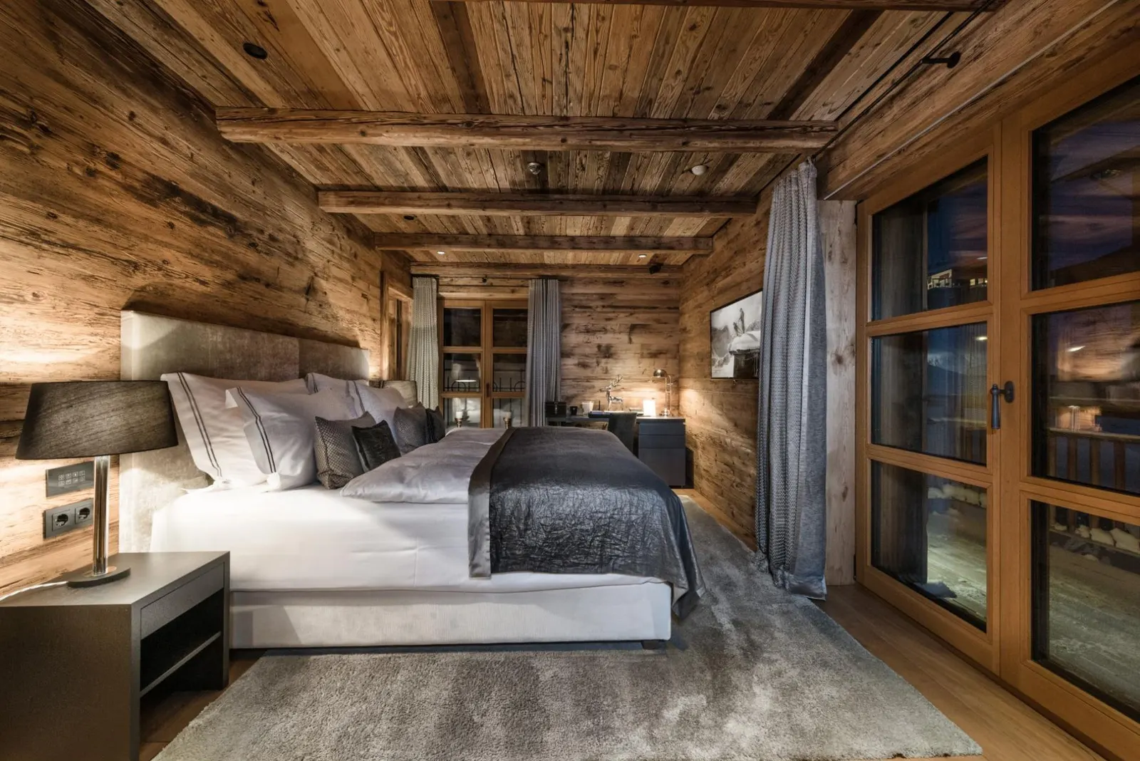 Chalet cu 10 dormitoare și piscină interioară, Zug, fotografia 18