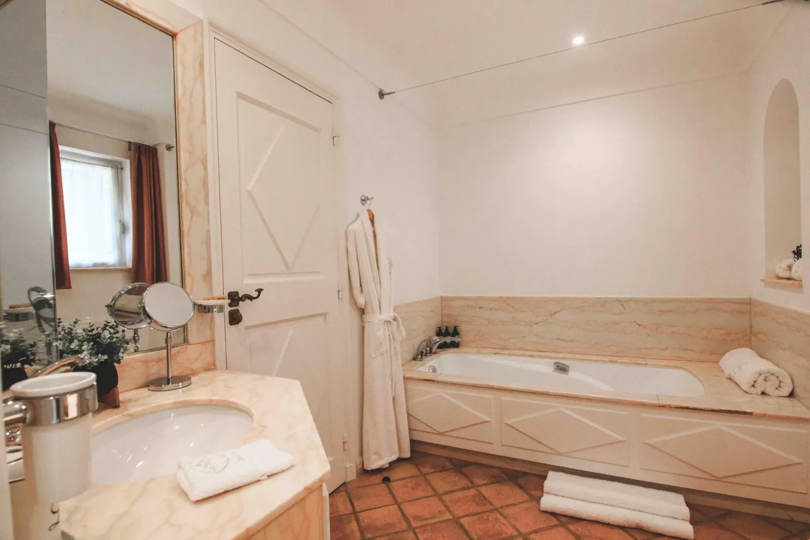 Vilă cu 7 dormitoare și piscină încălzită, pentru 14 persoane, fotografia 29