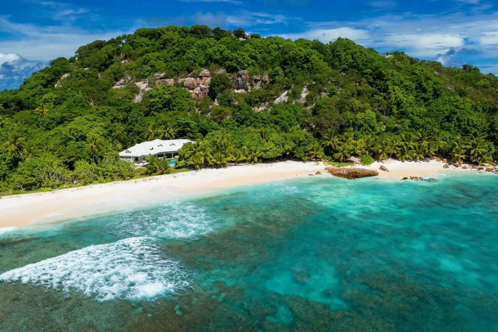 Vilă cu piscină în Grand Anse Praslin, fotografia 3