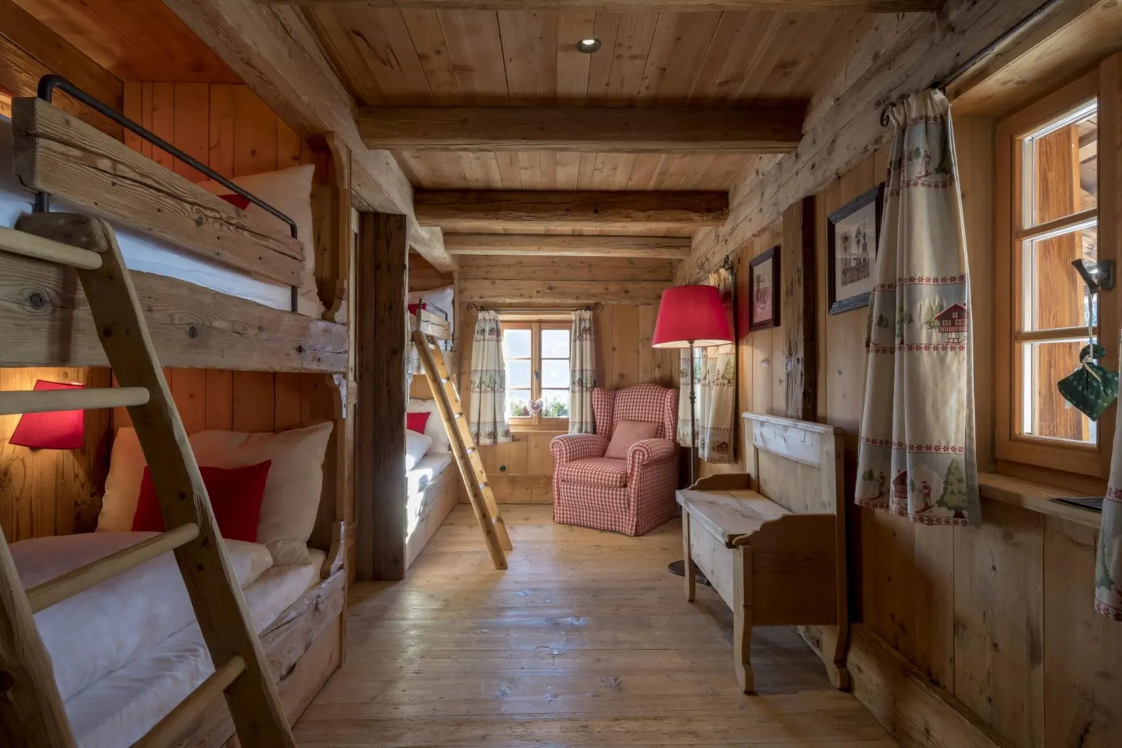 Cabana cu 4 dormitoare și piscină încălzită, pentru 10 persoane, fotografia 22