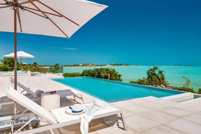 4-Bedroom Villa Sleeping 8, Providenciales