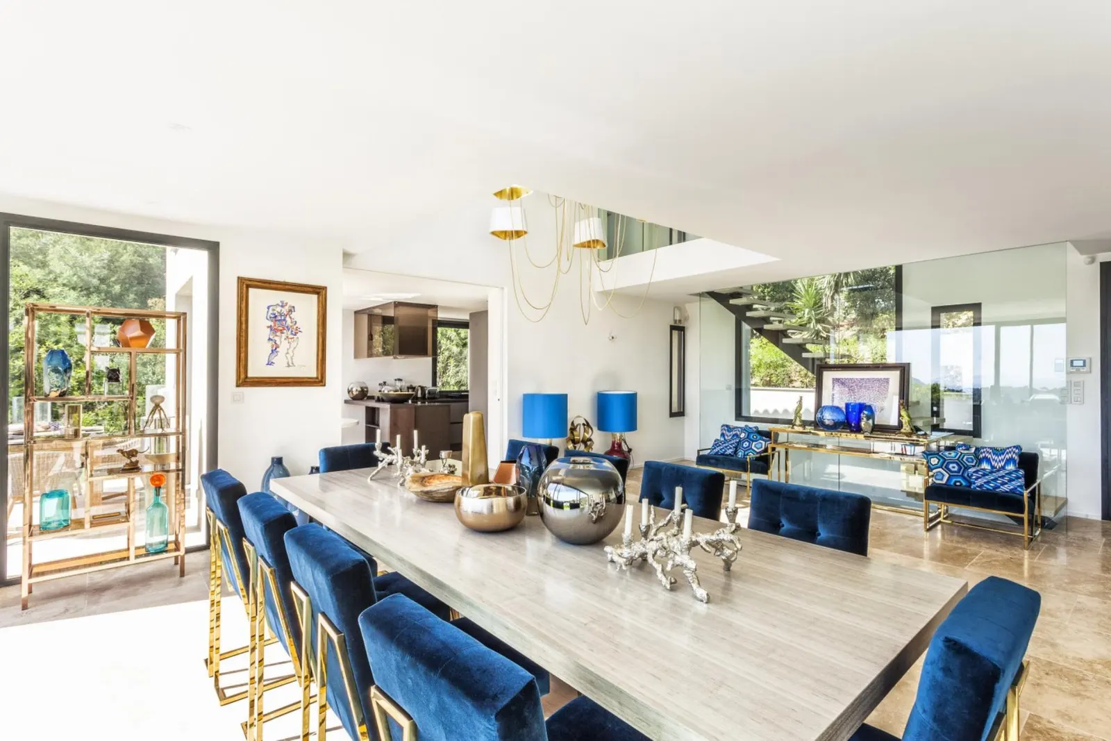 7 nopți la 5-Bedroom Villa with Heated pool, La Croix-Valmer, Provence-Alpes-Côte d'Azur, fotografia 12
