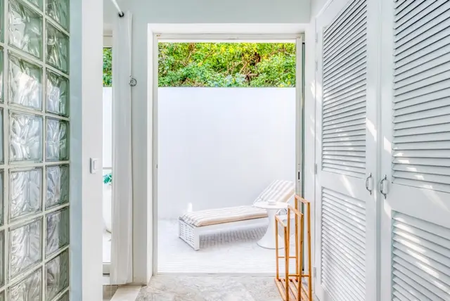 7 nopți la 6-Bedroom Villa in Les Terres Basses, fotografia 8