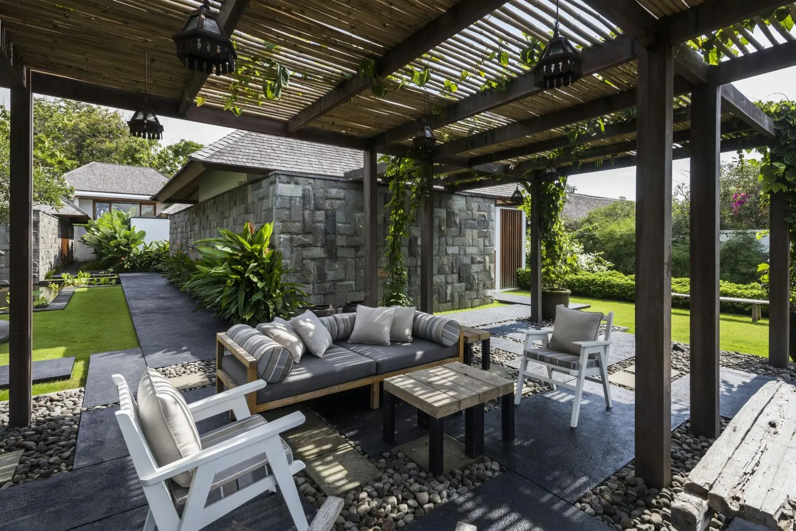 Proprietate cu 8 dormitoare pentru 16 persoane, Kuta Selatan, fotografia 10