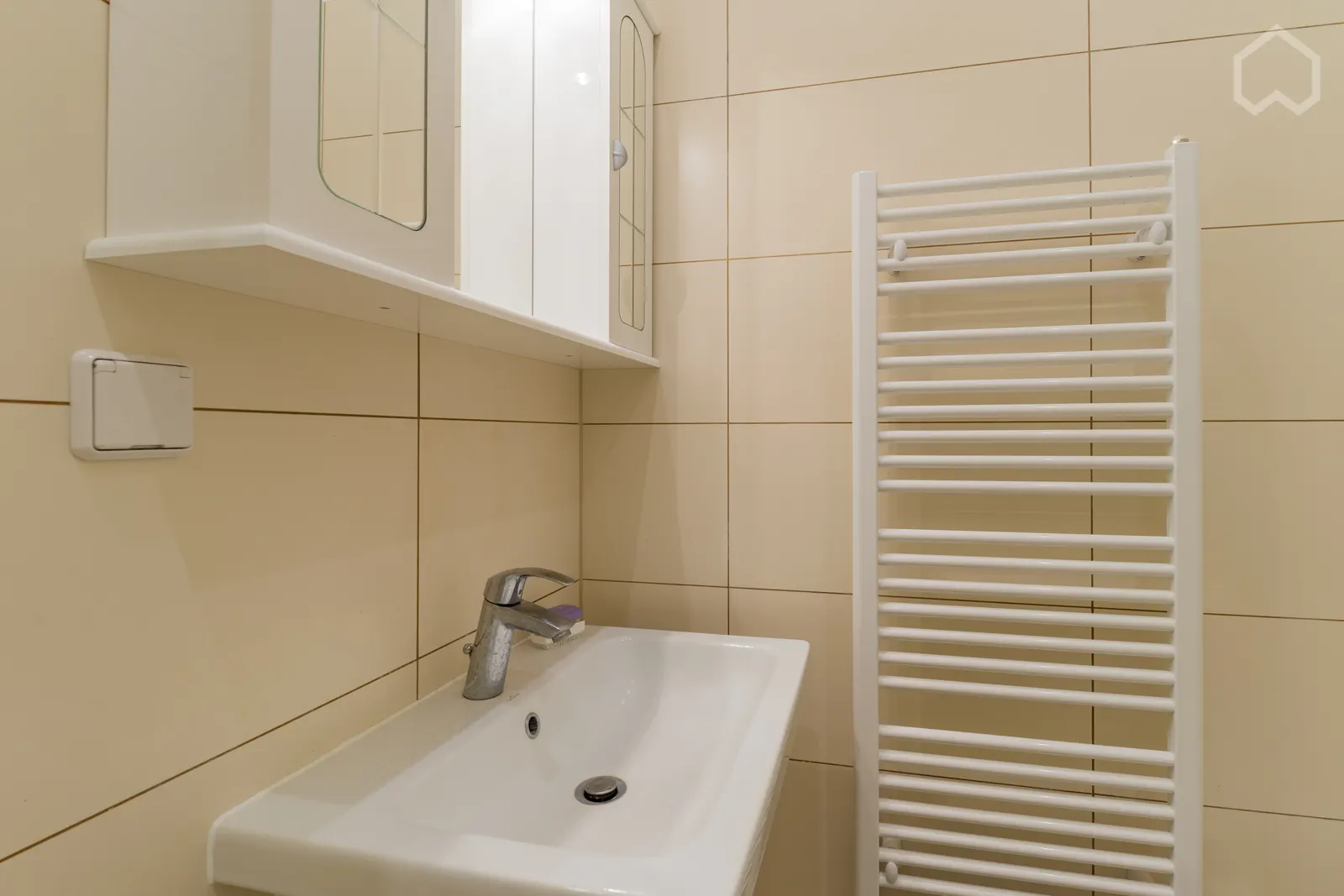 Apartment with Spa in Berlin, fotografia 18