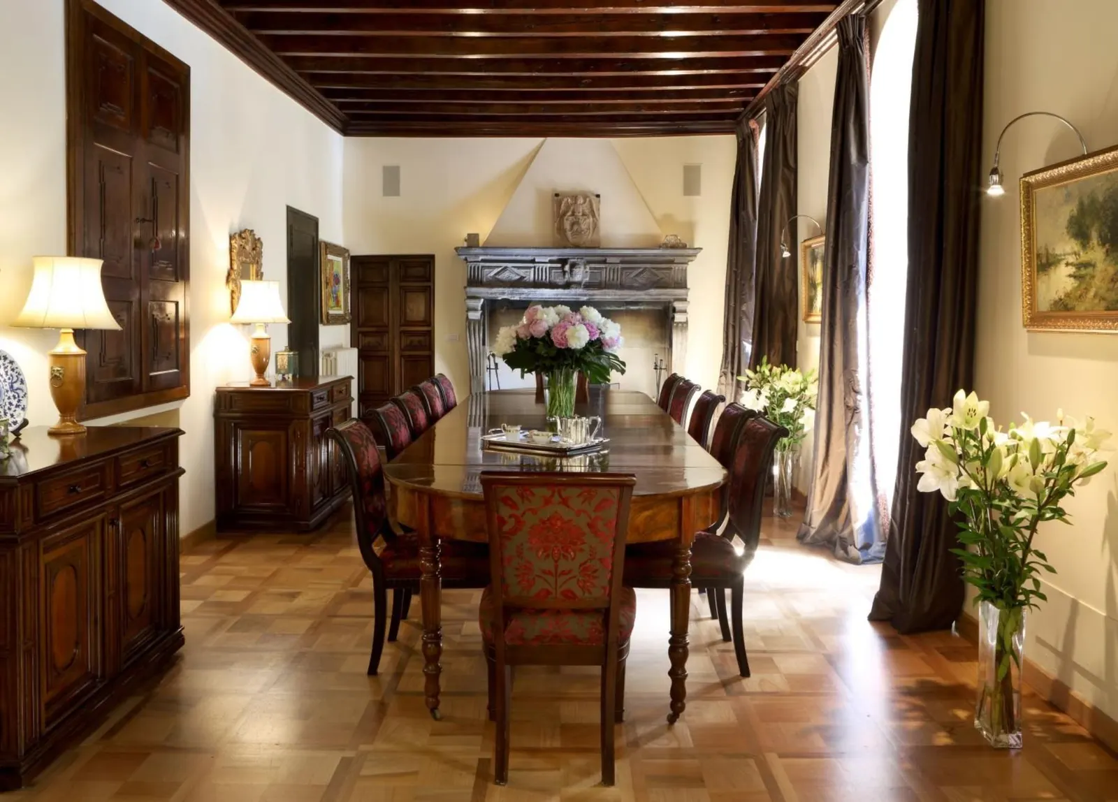 7 nopți la Villa for 17 Guests in Tremezzina, fotografia 12