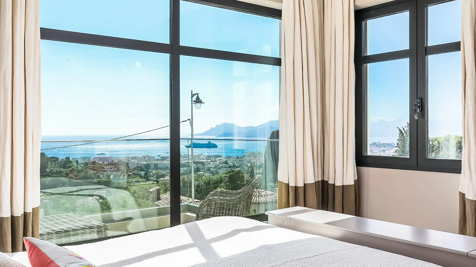 Vilă cu 5 dormitoare pentru 10 persoane, Cannes, fotografia 13