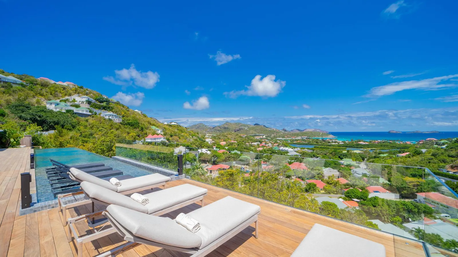 Vilă cu 5 dormitoare și piscină încălzită, Gustavia, fotografia 2