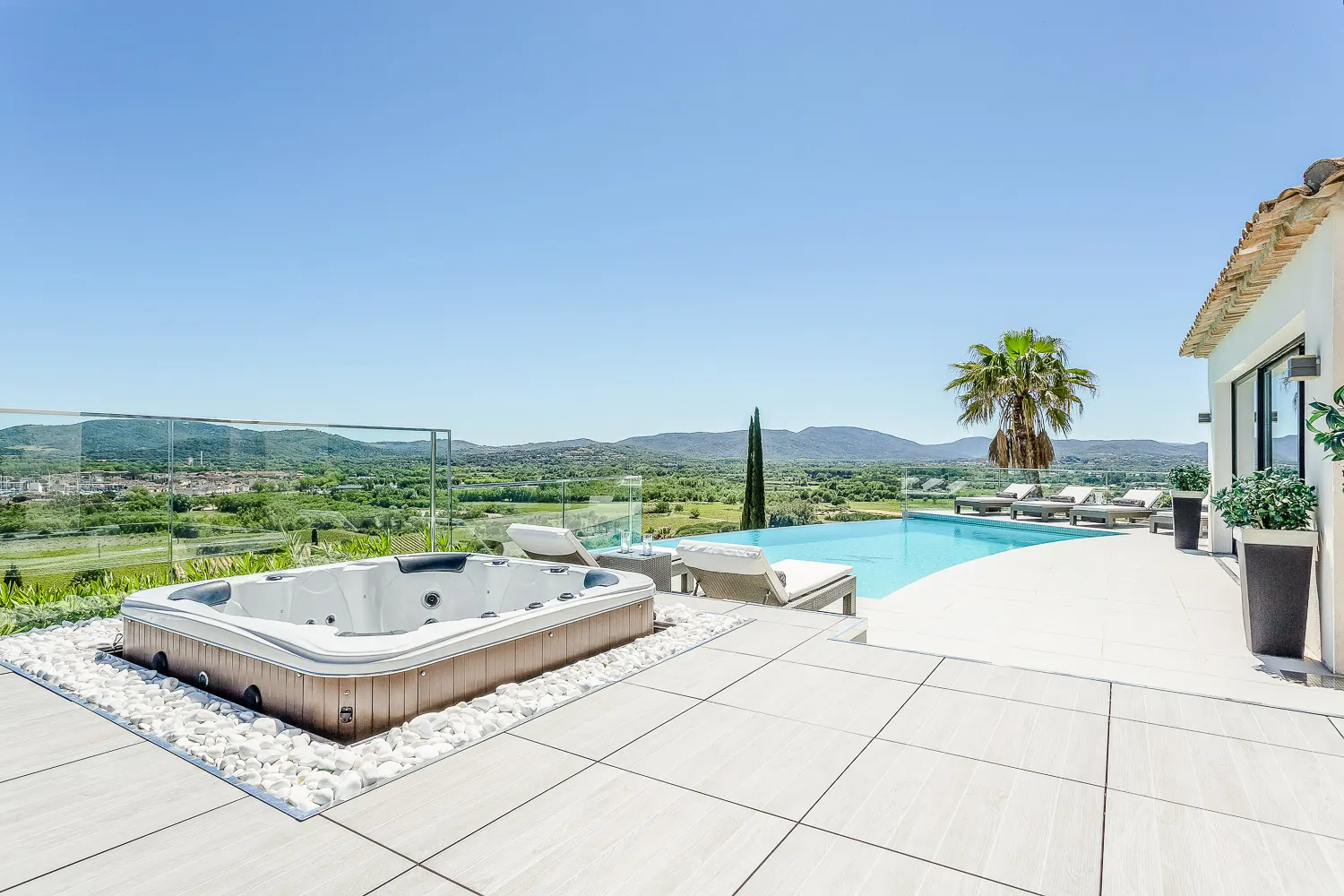 7 nopți la Villa with Heated pool in Grimaud, fotografia 10