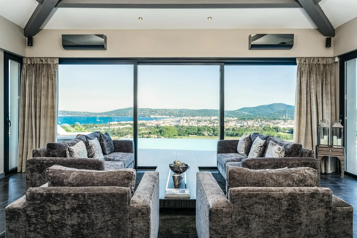 7 nopți la Villa with Heated pool in Grimaud, fotografia 11