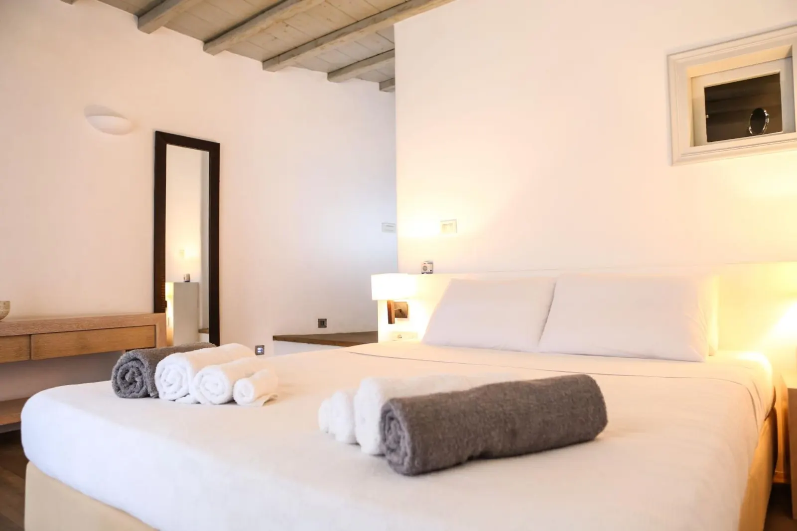 7-Bedroom Villa with Swimming pool, Sleeps 14, photo 22
