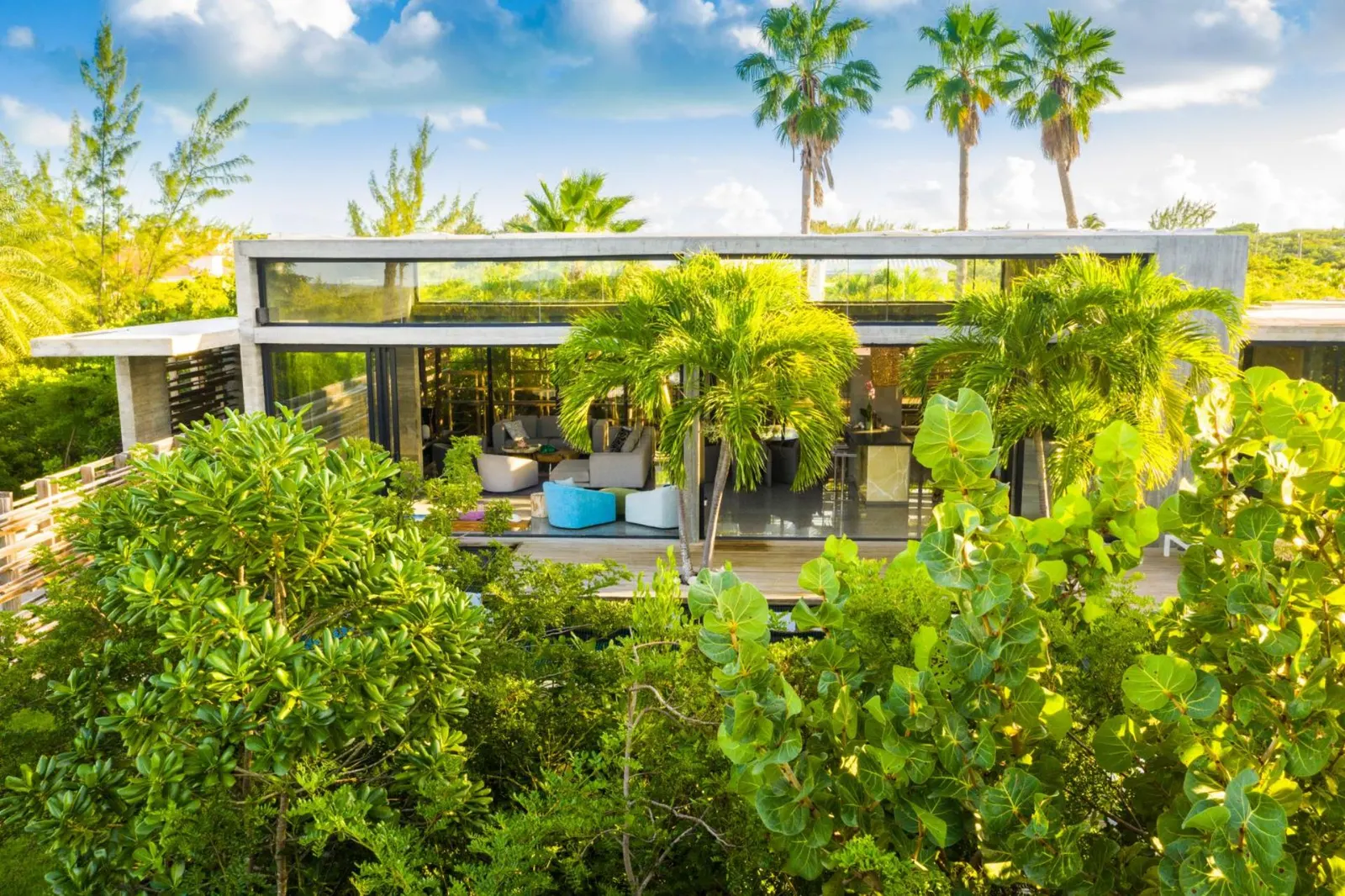 Vilă cu piscină încălzită în Providenciales, fotografia 3