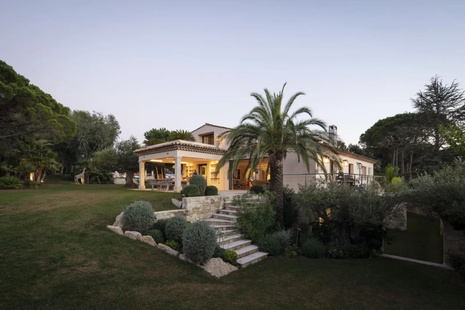 Vilă cu 9 dormitoare și piscină încălzită, Saint-Tropez, fotografia 5