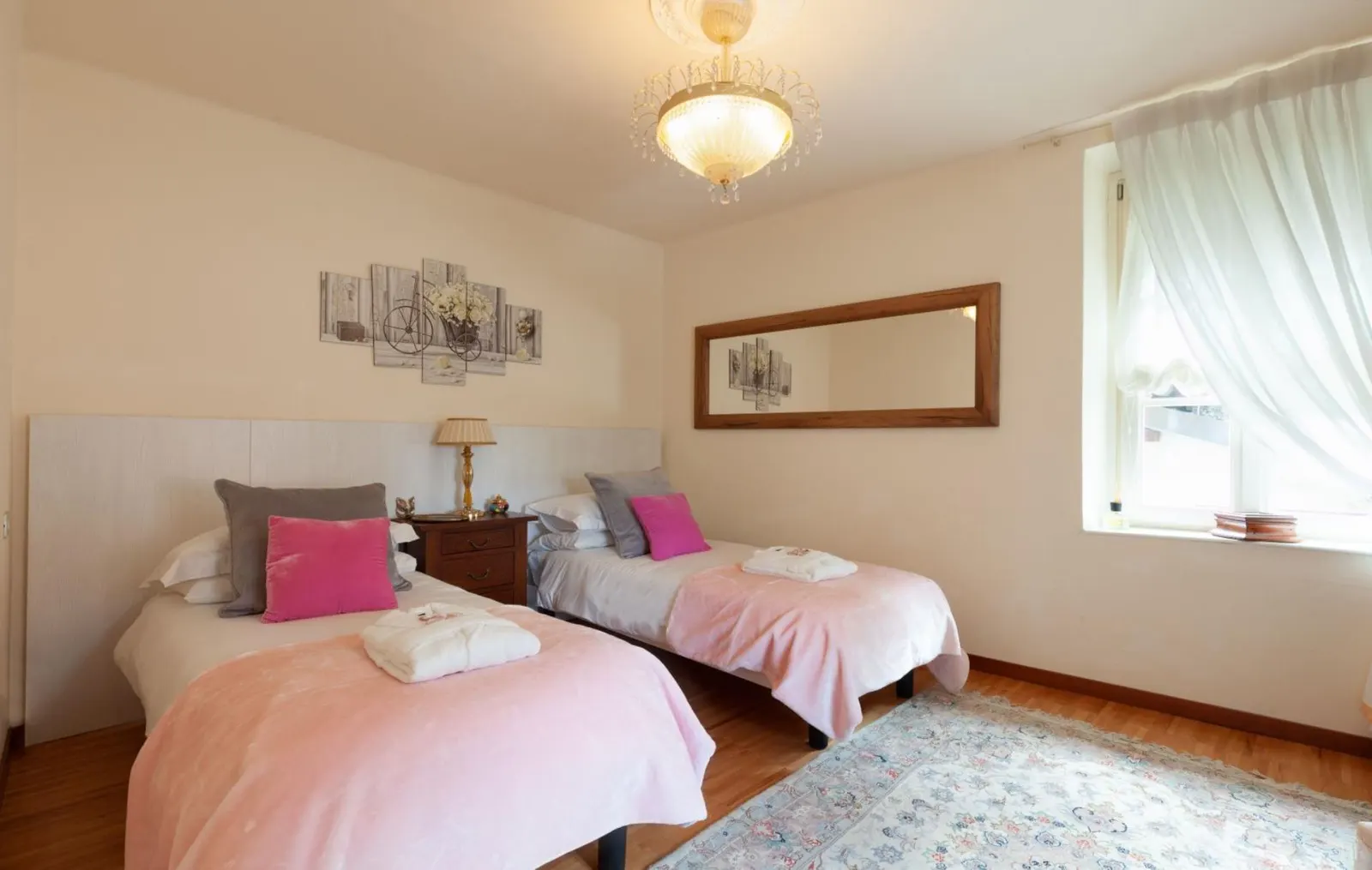 4-Bed Villa with Heated pool, Oliveto Lario, photo 16
