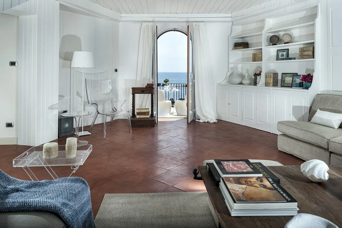 Villa for 14 Guests in Giardini-Naxos, photo 11